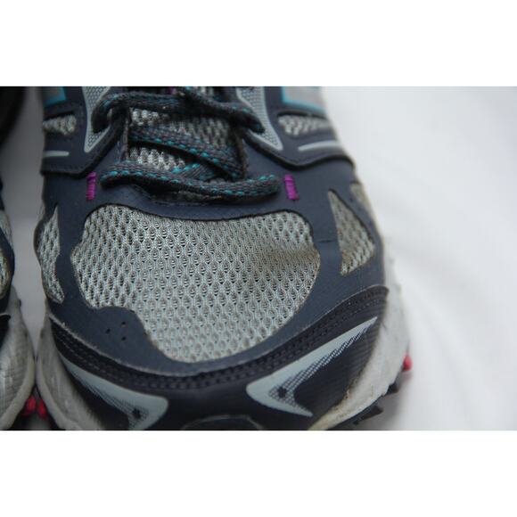 New Balance Techridev412v3 Trail Shoes Womens Size 8.5 Gray Teal Running Hiking - Picture 4 of 9